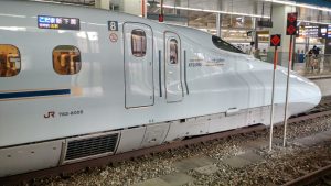 Side view of the front of a N700-series shinkansen train